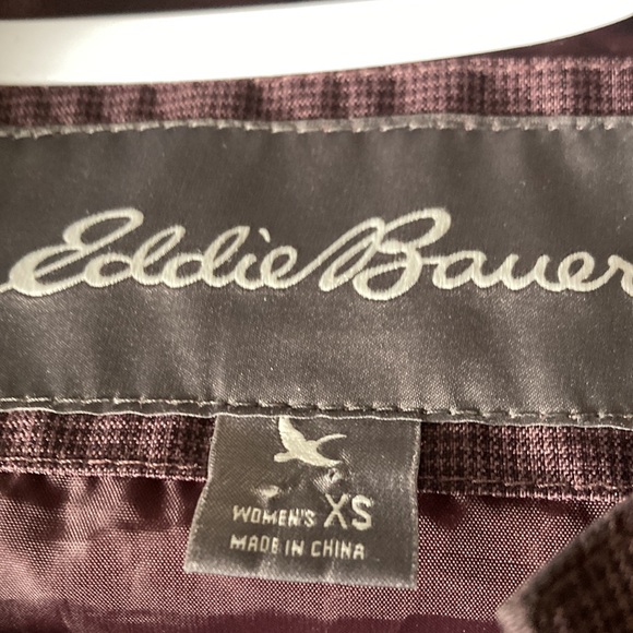 Eddie Bauer burgundy weatheredge jacket - Picture 3 of 5